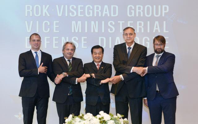 Korea and the Visegrad Group held a vice-ministeri