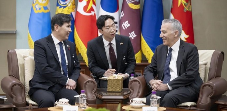 국방부장관 직무대행, 필립 골드버그 주한미국대사 접견