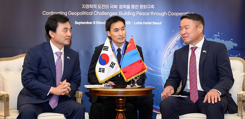 Korea-Mongolia defense ministerial meeting on the sidelines of the 14th Seoul Defense Dialogue: